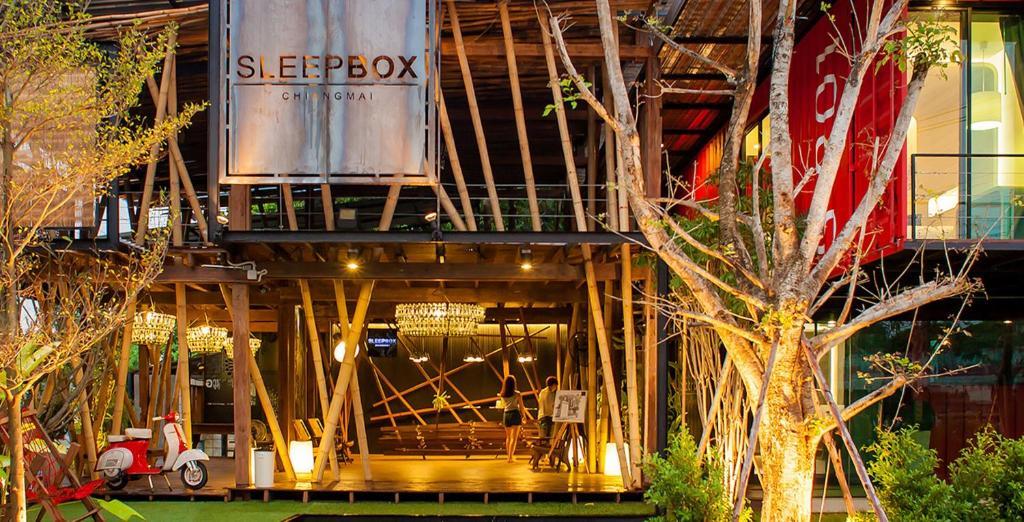 Sleepbox Chiangmai Hotel Чиангмай Экстерьер фото